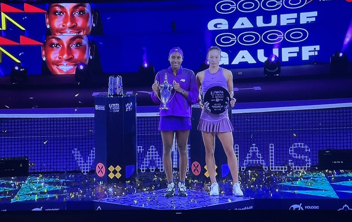 Coco Gauff nella foto nella premiazione di questa sera