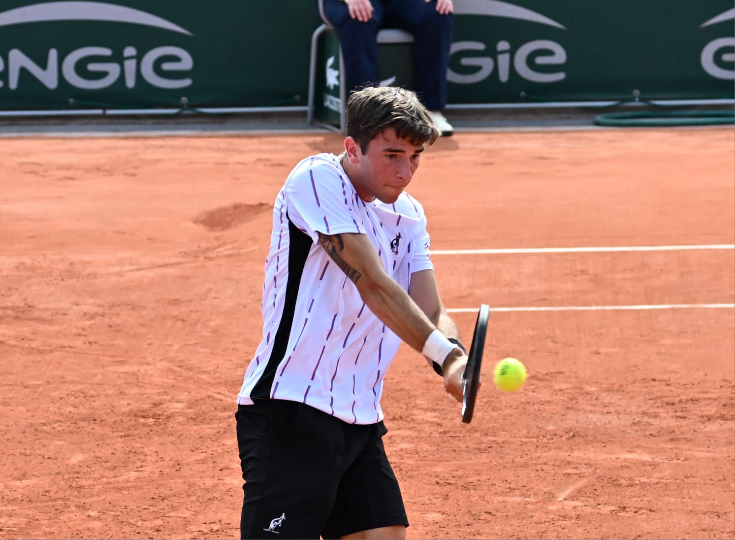 Matteo Gigante in azione oggi al Roland Garros - Foto del nostro inviato Antonio Fraioli