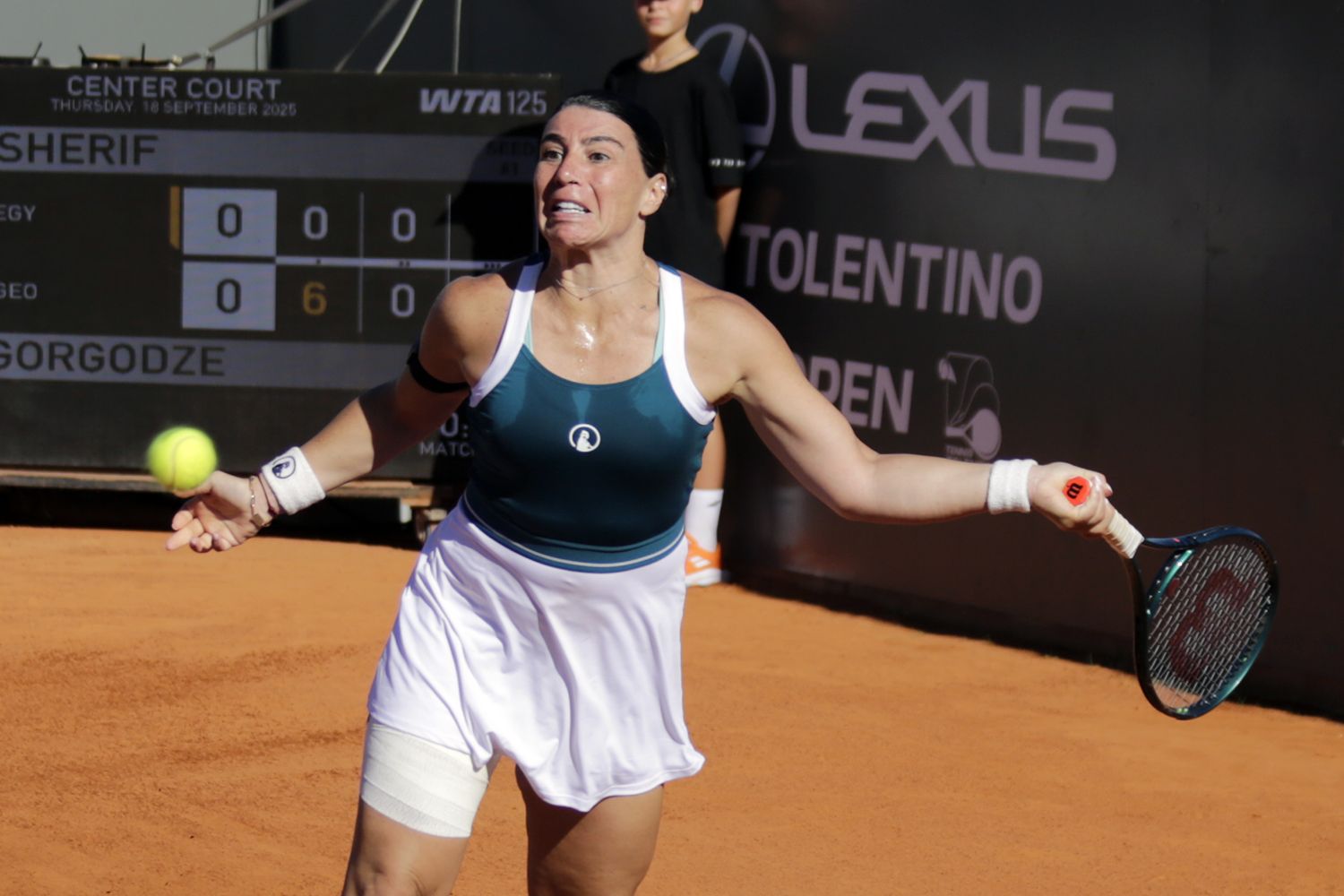 La georgiana Ekaterina Gorgodze, protagonista dell'impresa di giornata al Lexus Tolentino Open: ha eliminato la n.1 Mayar Sherin (foto Ludovico Cecoli)