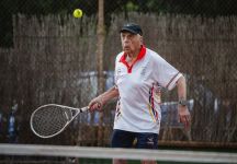 Incredibile Henry Young! A 100 anni gioca all’ITF World Tennis Masters a Maiorca e vince un match (video)