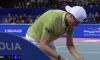 Humbert controlla il telefono nel tie-break decisivo e perde: il video diventa virale (Video)