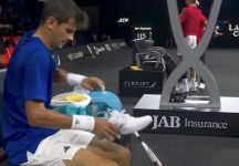 Laver Cup, Jodar costretto a cambiare scarpe dopo appena tre game contro Bublik (Video)