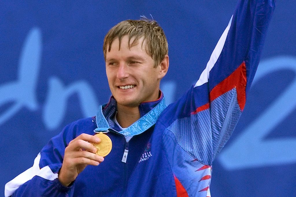 Yevgeny Kafelnikov vittorioso ai giochi di Sydney 2000