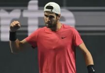 Bautista Agut torna a vincere: trionfo ad Anversa. Tommy Paul vince a Stoccolma – terzo titolo del 2024. Karen Khachanov torna al successo ad Almaty. ATP 500 Basilea e Vienna. I risultati del Turno Decisivo di Qualificazione