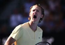 Sebastian Korda Stupisce al Masters 1000 di Shanghai: Medvedev cade tra le sue maglie al terzo turno (Video)