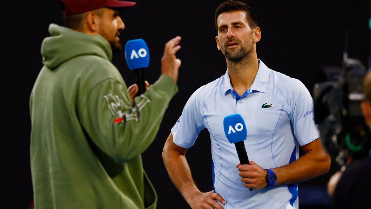 Kyrgios intervista Djokovic sulla Rod Laver Arena