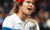 Sky Documentaries presenta McENROE – Il campione del tennis si racconta, ripercorrendo la carriera tennistica e la vita privata – il 18/5 su Sky e NOW