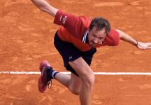 Masters e WTA 1000 Roma – I risultati completi con il dettaglio del Day 7: Eliminato Daniil Medvedev. Bene Zverev e Hurkacz. Tabilo elimina Khachanov. Ok Swiatek che approda in semifinale. Bolelli e Vavassori si prendono la rivincita su Bopanna/Ebeden agli Internazionali d’Italia (LIVE)