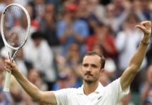 Medvedev perde le staffe a Wimbledon: insulti all’arbitro che chiama il supervisor