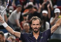 Medvedev torna a brillare a Shanghai: “Un anno difficile, ma ora sto ritrovando il mio miglior tennis” (Video della semifinale)