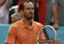Medvedev soffre, rimonta Landaluce e ritrova Sinner in semifinale a Roma (con il programma di domani)