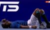 Gael Monfils si infortuna alla caviglia in un match di esibizione e si ritira in evidente difficoltà