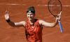 Muchova raggiunge la finale al Roland Garros (e prima Slam) annullando un match point a Sabalenka