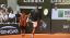 Roland Garros: Musetti colpisce involontariamente un giudice di linea: warning ai quarti con Tiafoe (Video)