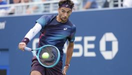 US Open: Amarezza Musetti, brilla nel primo set poi accusa un malessere e cede a Sweeny