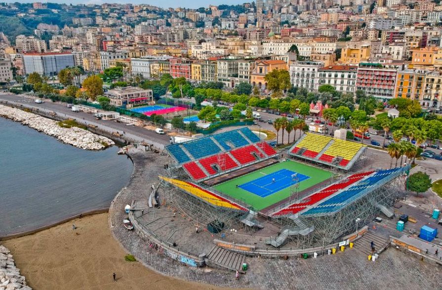 Parte malissimo il torneo ATP 250 di Napoli. Campi al momento impraticabili