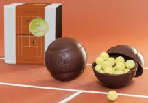 Per celebrare Torino capitale mondiale del tennis, Guido Gobino ha realizzato una palla da tennis di cioccolato in limited edition