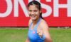 Raducanu ritrova il sorriso e il miglior tennis al Queen’s: si gioca il titolo contro Vekic
