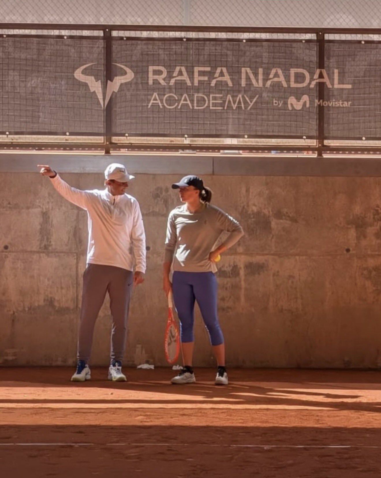 Rafa Nadal e Iga Świątek insieme alla Academy del campionissimo