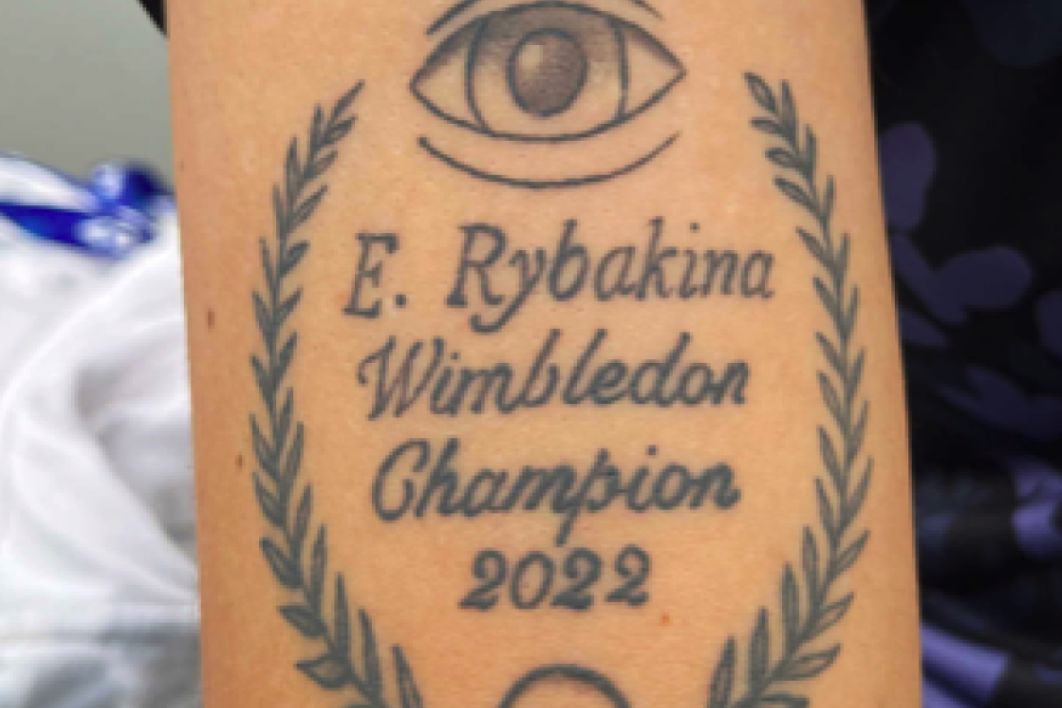Wimbledon 2022, la scommessa vinta da Rybakina e il tatuaggio di Vukov