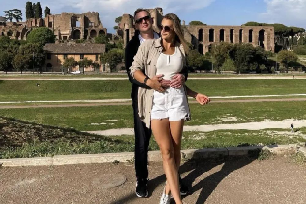 Aryna a Roma col compagno Konstantin (foto Instagram)