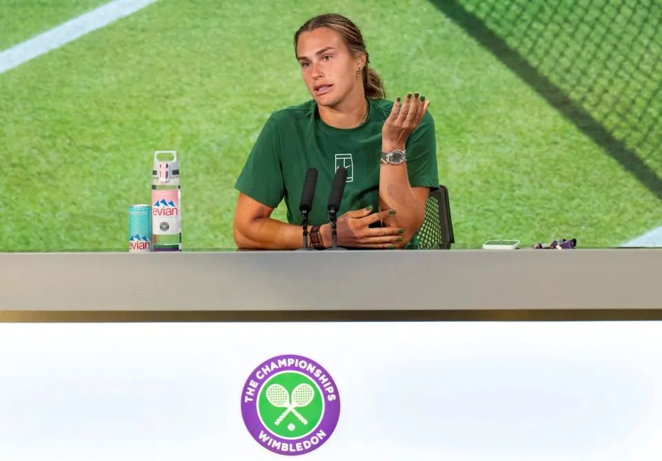 Aryna Sabalenka in press conference a Wimbledon 2025