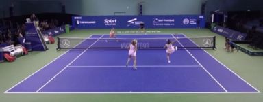 WTA Singapore, paura per Prozorova: colpita al volto da una pallata, si ritira anche dalla semifinale di singolare (Video)