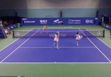 WTA Singapore, paura per Prozorova: colpita al volto da una pallata, si ritira anche dalla semifinale di singolare (Video)