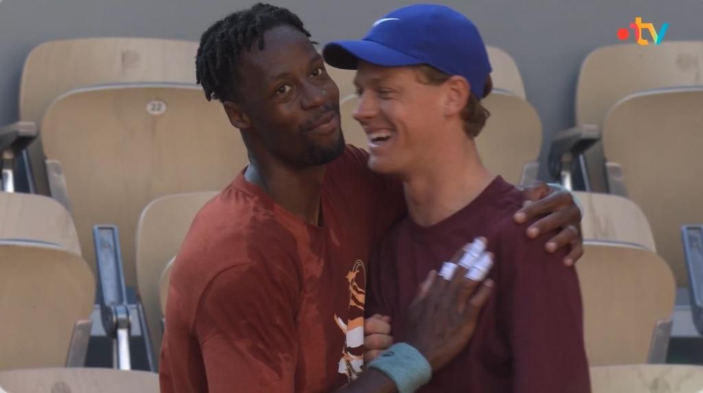 Jannik Sinner e Gael Monfils nella foto