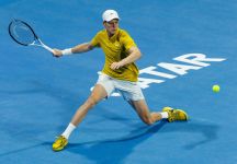 Sinner solido, batte un buon Popyrin e centra i quarti di finale ATP 500 Doha, dove trova Mensik