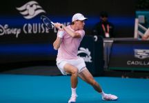 Sinner piega Zverev nei momenti chiave: finale a Miami contro Lehecka