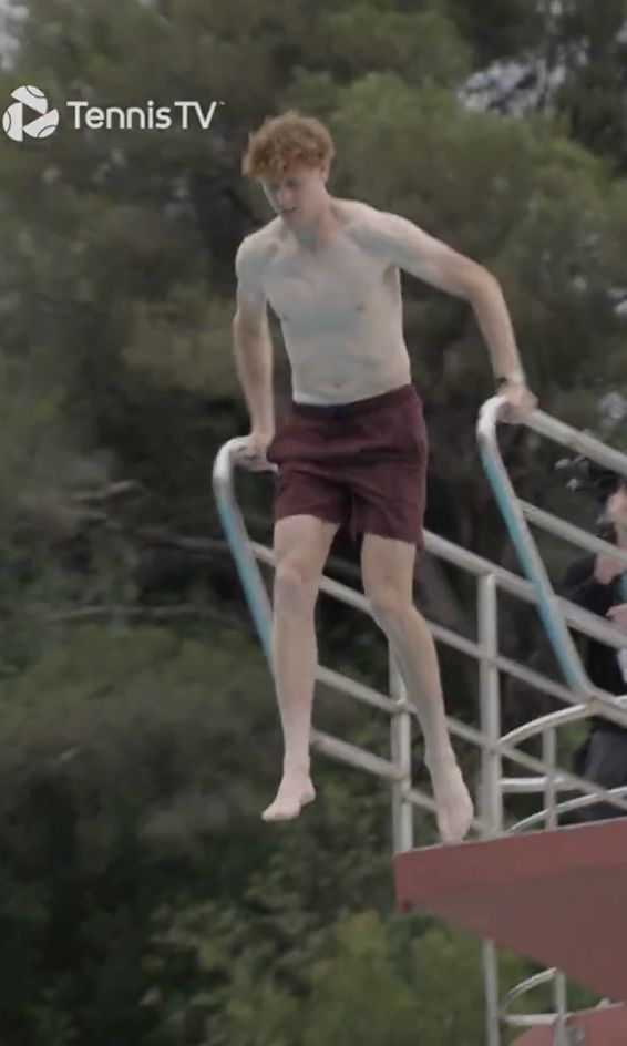 Jannik Sinner nella foto