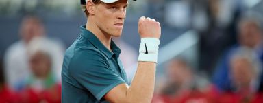Sinner si racconta prima del Roland Garros: “La sconfitta con Alcaraz a Parigi uno dei momenti più difficili della mia carriera”