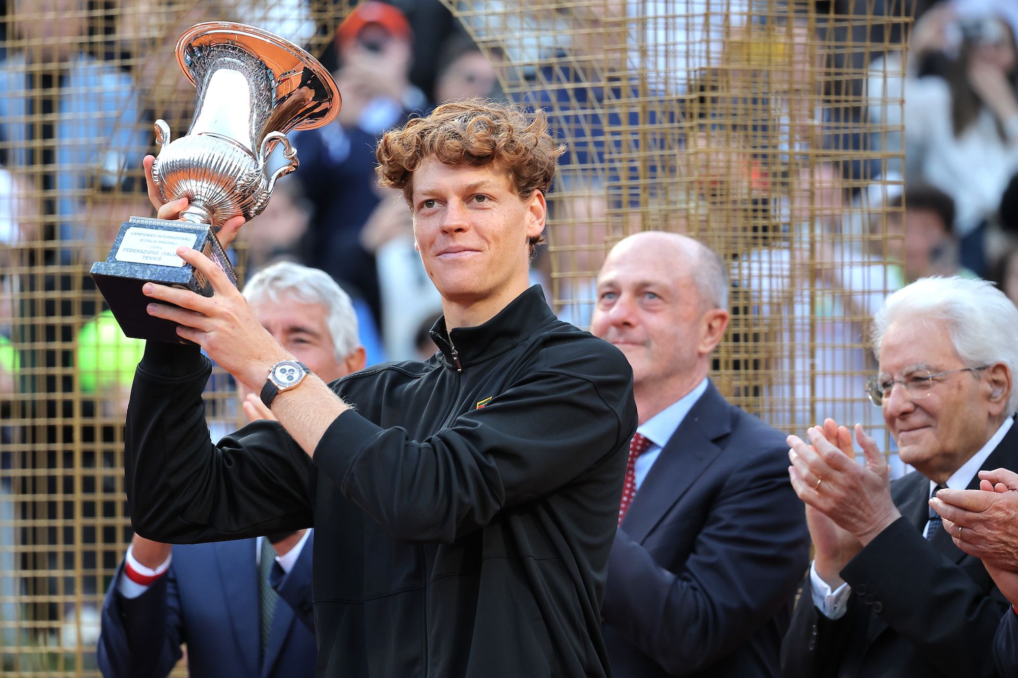 Per Sinner &egrave; il 29&deg; trofeo ATP, il decimo &ldquo;1000&rdquo;. In stagione, ha un bilancio di 36 vittorie e due sconfitte. Al Roland Garros (dal prossimo 24 maggio) potr&agrave; completare anche il Career Grand Slam - Foto FITP