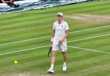 Sinner festeggia Wimbledon e scherza sulla patente: “Forse è meglio se gioco a tennis”