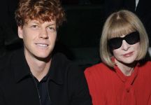Sinner scherza con Anna Wintour alla Fashion Week “Se non sono pronto a gennaio diventa un problema”