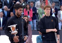 “In questo momento sei il più forte sulla terra”: Sinner riconosce la superiorità di Alcaraz dopo la finale di Roma (Video sintesi della partita e discorso alla premiazione)