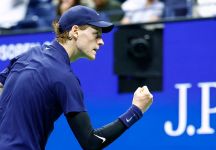 Sinner soffre, lotta e vola in finale a US Open. Sarà ancora sfida con Alcaraz per il titolo