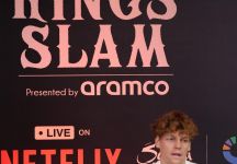 Six Kings Slam – Sinner dopo la vittoria: “Giocare contro Alcaraz è sempre un onore. Mi spinge a migliorare”. Djokovic si inchina a Sinner: “Mi ha distrutto, ma è colpa sua! Io ci provo ancora”. Alcaraz: “Il 2025 è il mio miglior anno. Roland Garros e Monte Carlo i momenti più belli” (Video partite)