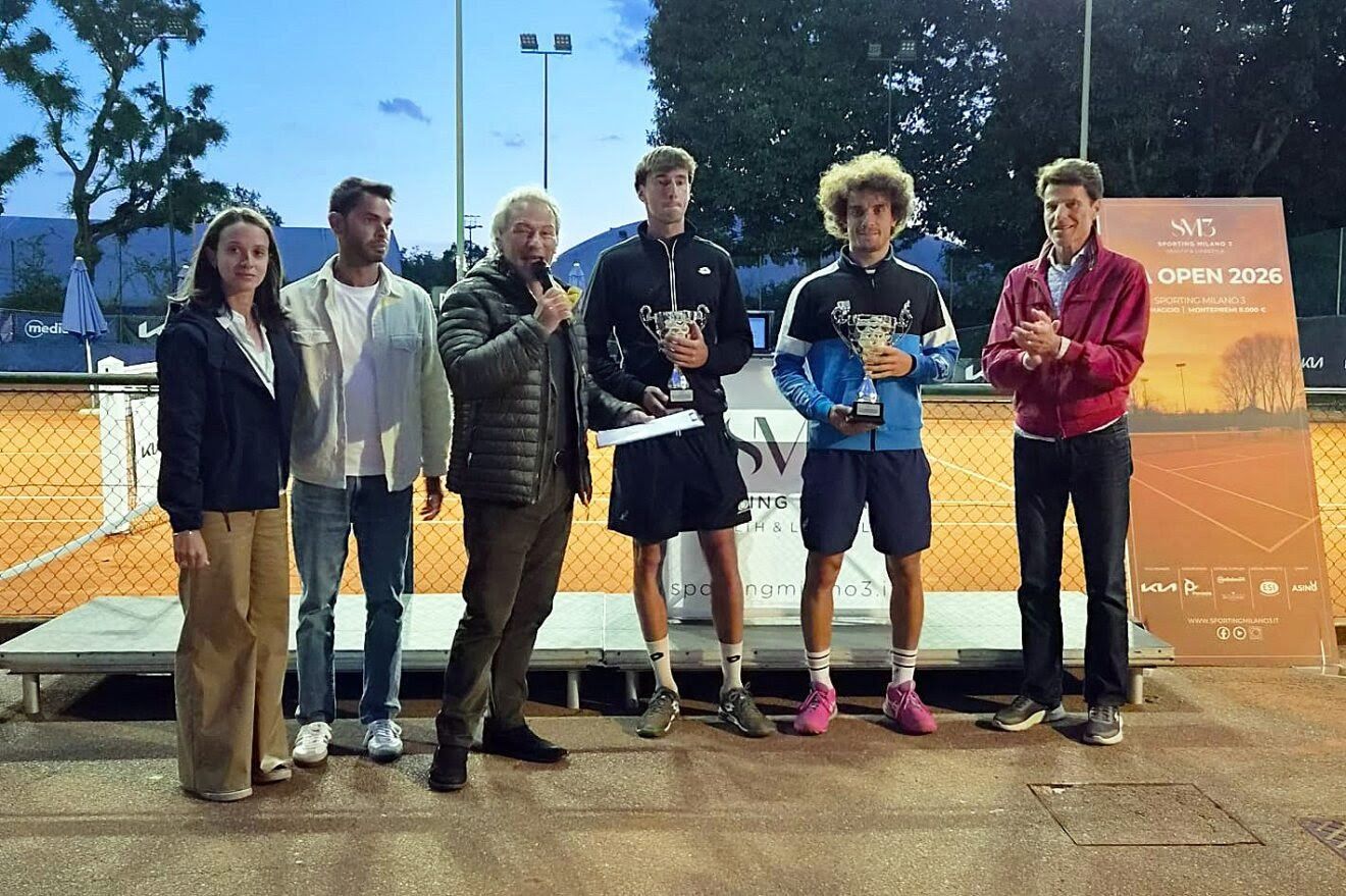 I finalisti del Kia Open organizzato dallo Sporting Milano 3: da sinistra, Leonardo Malgaroli e il vincitore Filippo Speziali