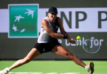 Swiatek cambia rotta: addio a Fissette