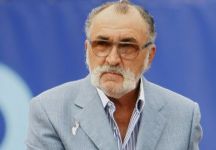 Ion Tiriac propone: “Aumentiamo le dimensioni della palla del 50%”. L’ex tennista rumeno suggerisce una soluzione radicale per rallentare il gioco