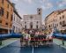 Il Challenger di Todi si accende con il tennis in piazza. Il sindaco Ruggiano: “Non ci si abitua a un torneo così”. Marchesini: “Todi tra i 5 Challenger più longevi d’Italia”