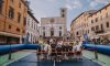 Il Challenger di Todi si accende con il tennis in piazza. Il sindaco Ruggiano: “Non ci si abitua a un torneo così”. Marchesini: “Todi tra i 5 Challenger più longevi d’Italia”