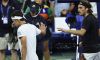 Tsitsipas polemico dopo l’eliminazione: “Se servi dal basso, non sorprenderti se tiro al corpo”. Coco Gauff e il peso della pressione: lacrime, emozioni agli US Open (Video)