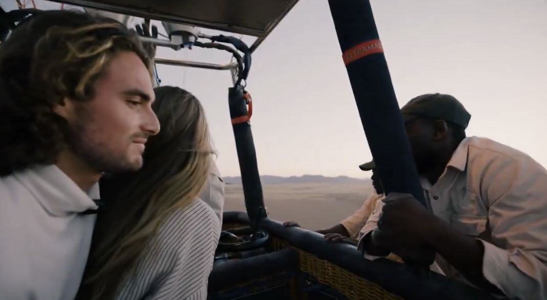 Stefanos Tsitsipas presenta la nuova compagna: viaggio in Namibia e nuovo capitolo della sua vita privata