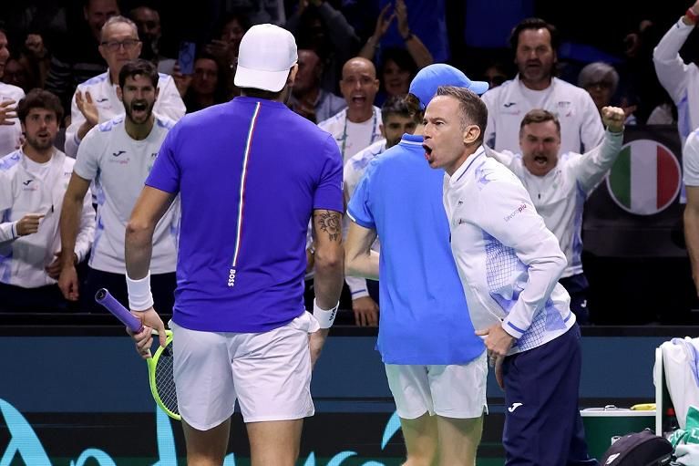 ilippo Volandri con Matteo Berrettini e Jannik Sinner (foto Sposito FITP)