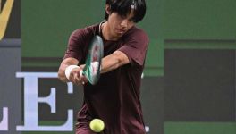 Zhou dopo il successo su Musetti: «Ho dimostrato che sto lavorando nella direzione giusta». E l’ispirazione arriva da Khachanov (Video)