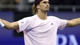 US Open, Zverev avverte tutti: «Sto andando nella direzione giusta. Darderi? Raramente ho visto qualcuno colpire così forte e con tanta continuità (nel terzo set)  Van de Zandschulp? Sarà durissima»